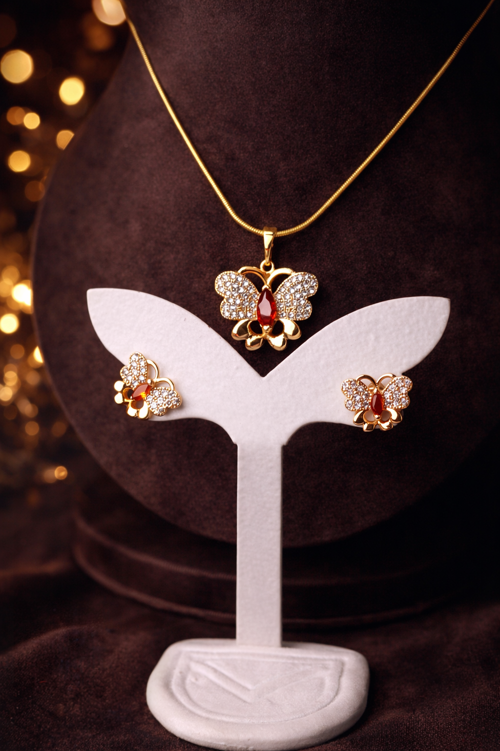 Ilanja Ruby Flutter Necklace set