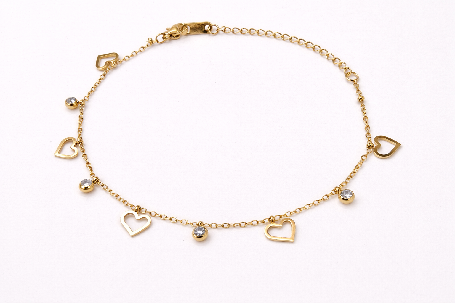 Ilanja Heart Charm Bracelet