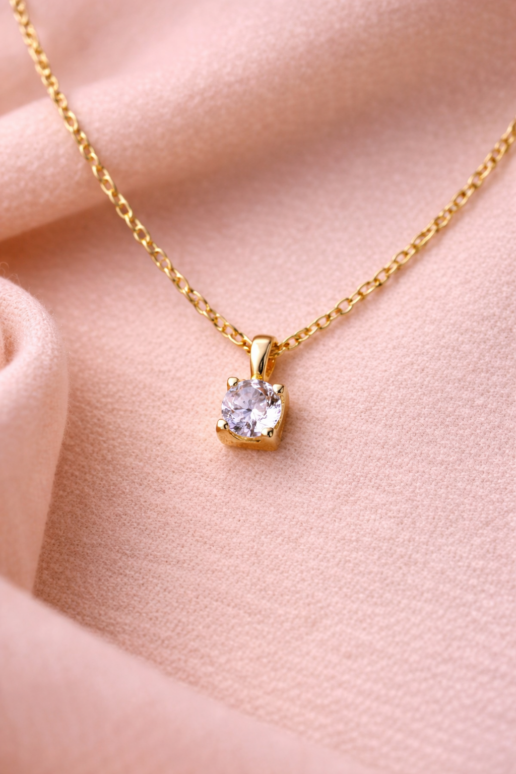 Ilanja Crystal Grace Pendant