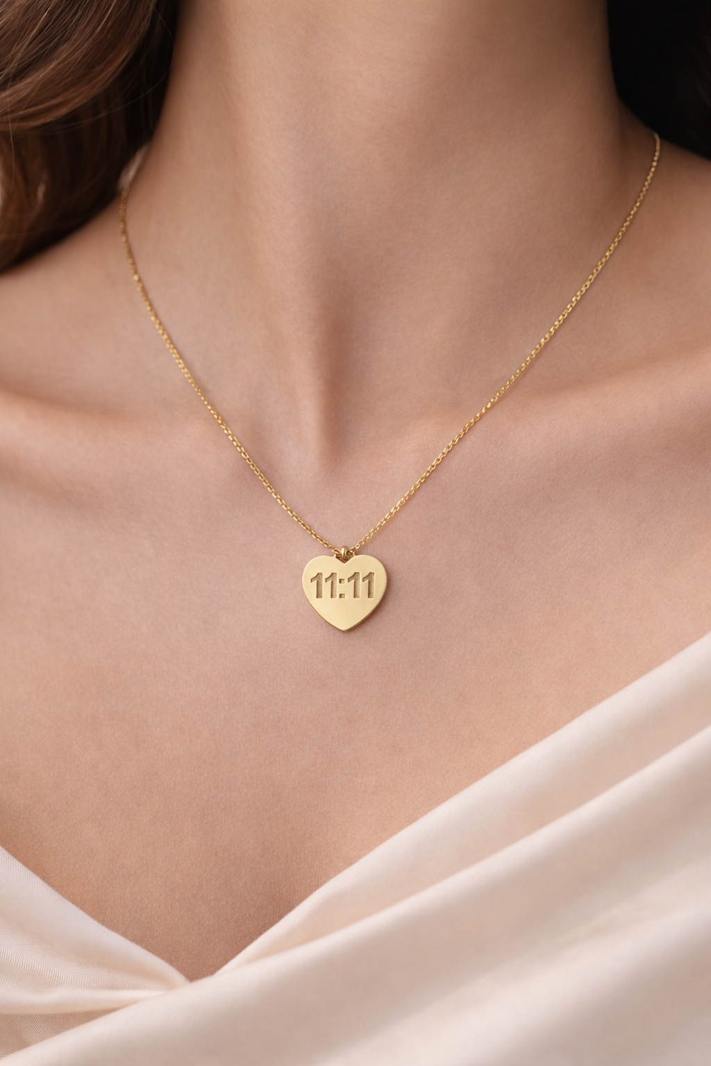 Ilanja Angel Time Pendant