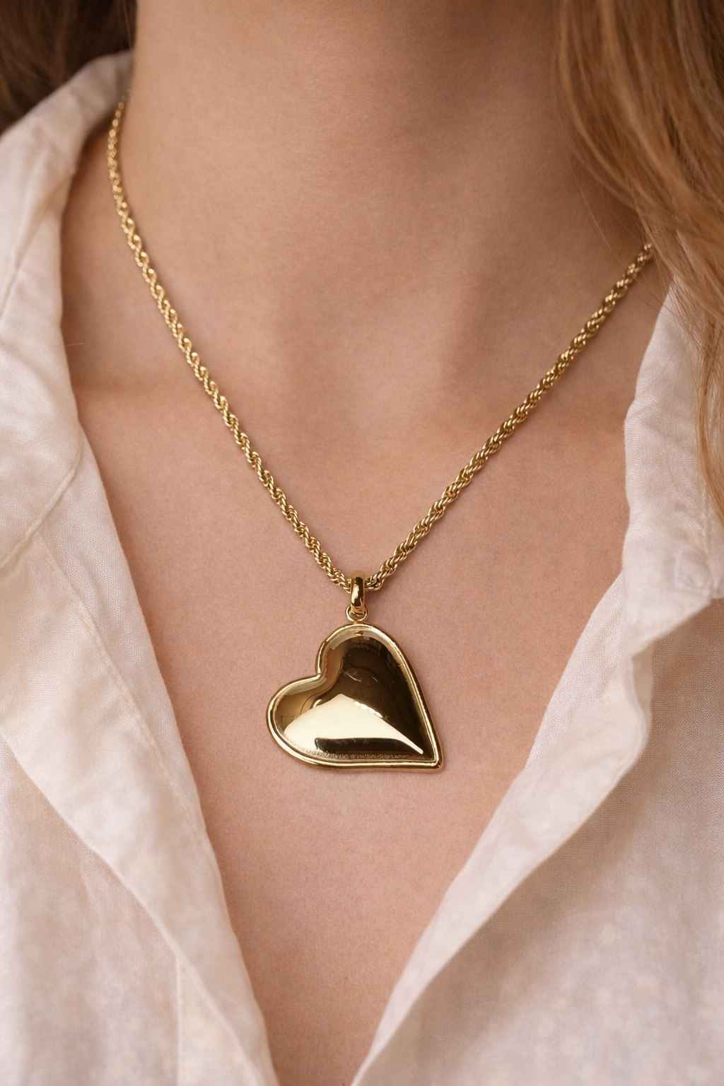 Ilanja Golden Heart Pendant