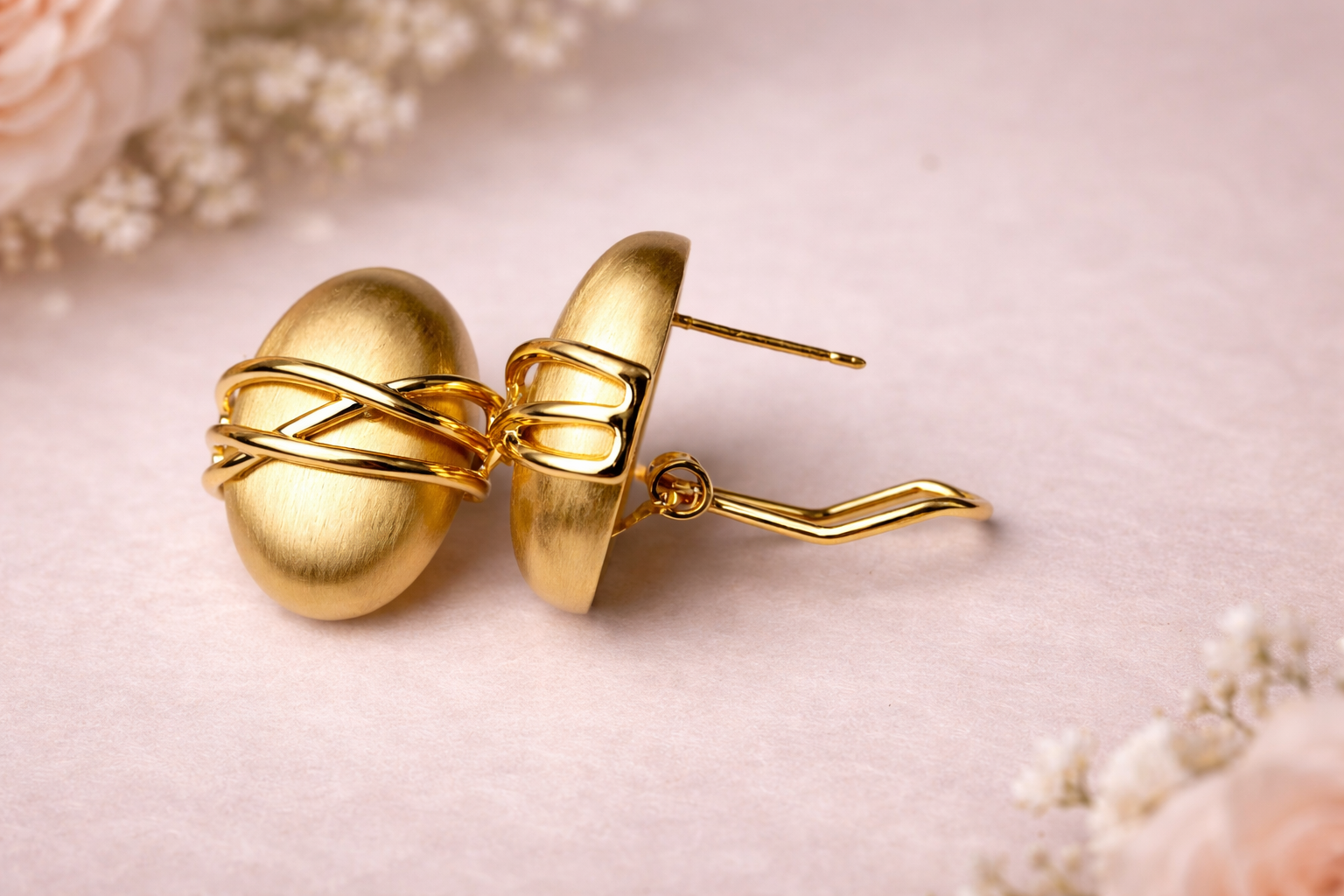 Ilanja Golden Weave Studs