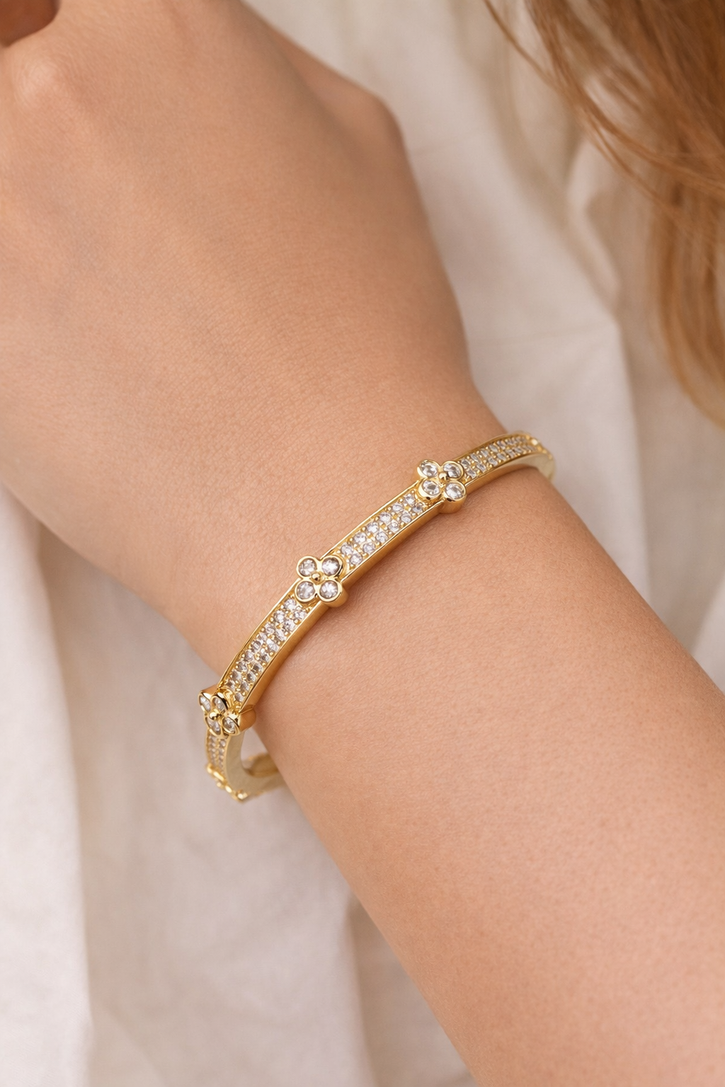 Ilanja Floral Spark Bracelet