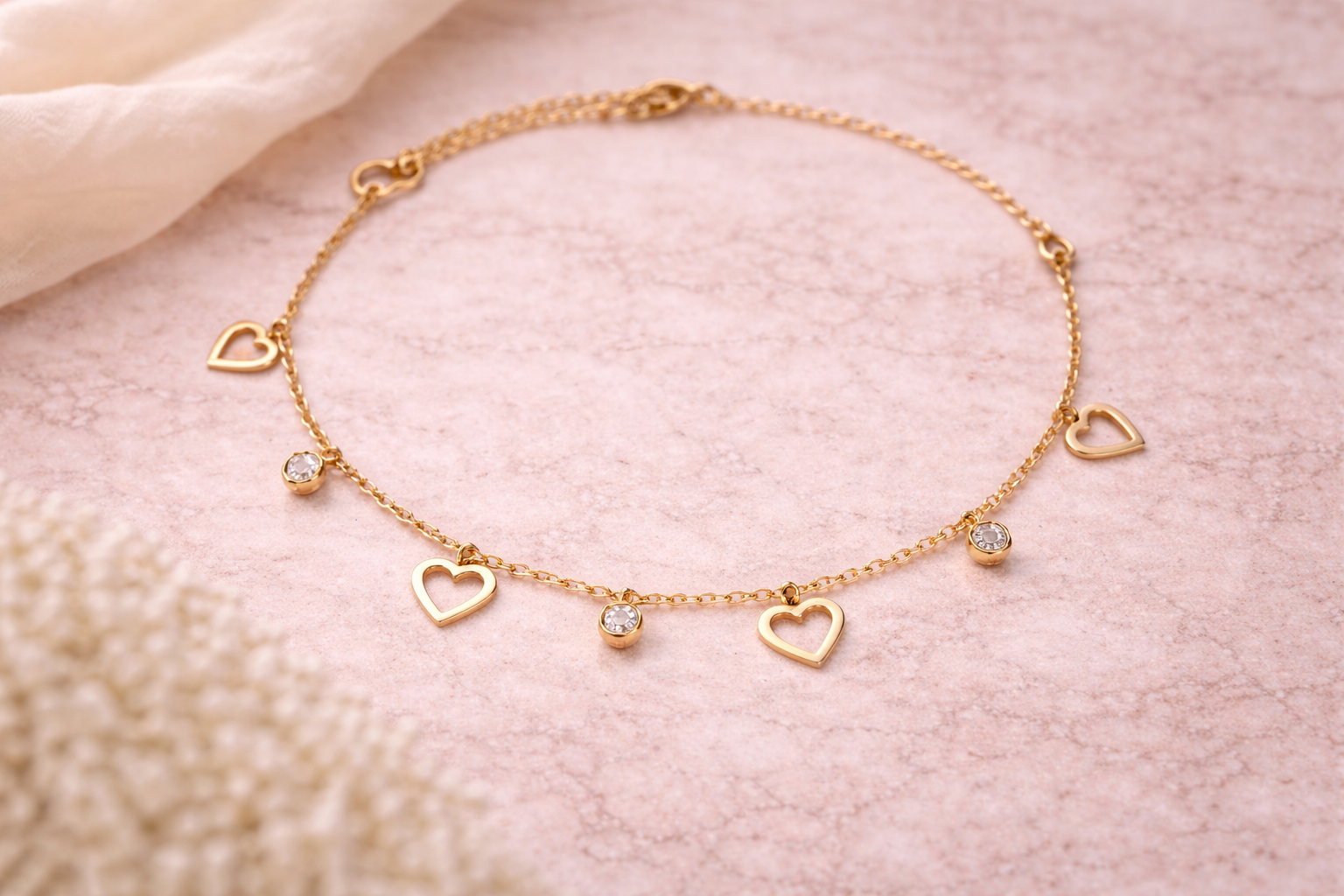 Ilanja Heart Charm Bracelet