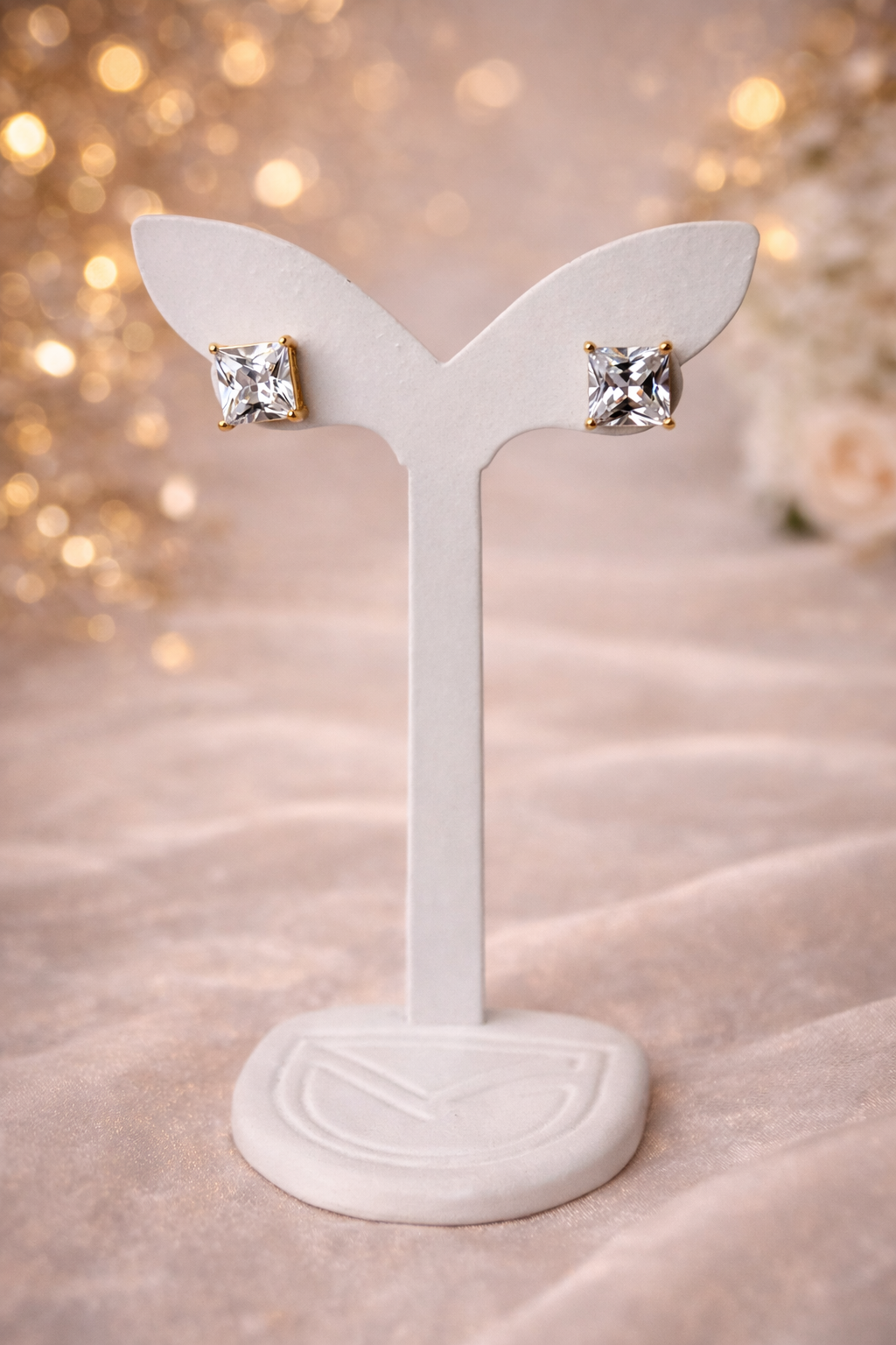 Ilanja Royal Square Studs