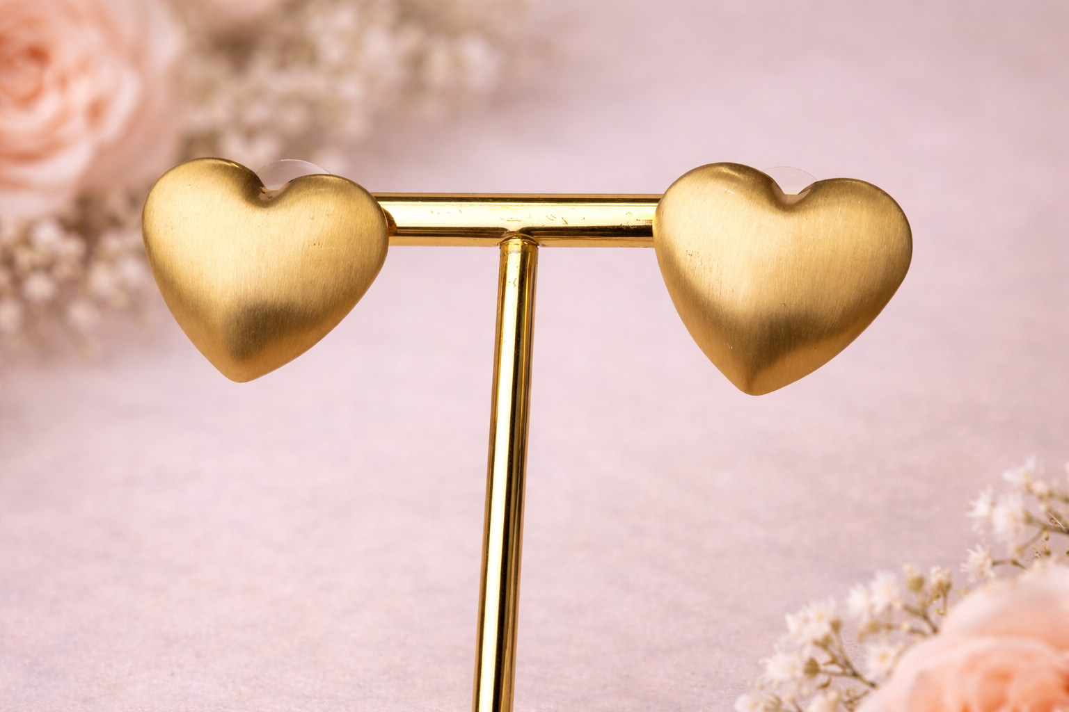 Ilanja Golden Heart Studs