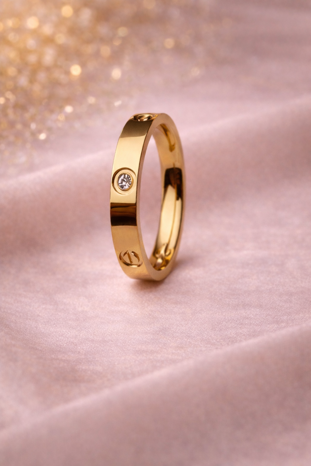 Ilanja Eternal Spark Screw Ring